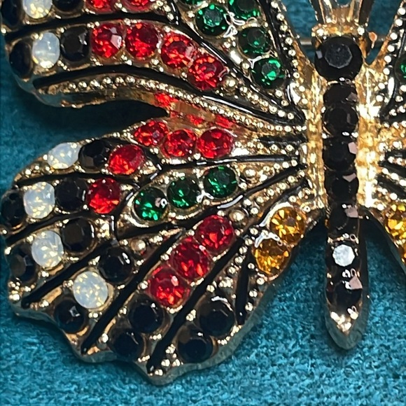 Red and Black Butterfly Brooch - Picture 3 of 5